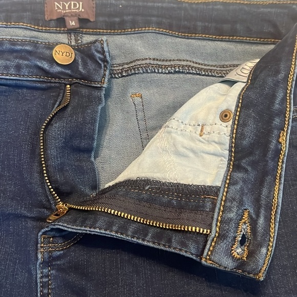 NYDJ Sheri Slim Jeans Size 14 - Picture 9 of 14